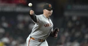 鄧愷威先發戰響尾蛇4局失1分無關勝敗 2度三振卡洛爾[影] | 運動 | 中央社 CNA